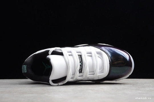 Low 528895-145 Jordan  11 'Emerald' Retro AIR 528895-145 0922